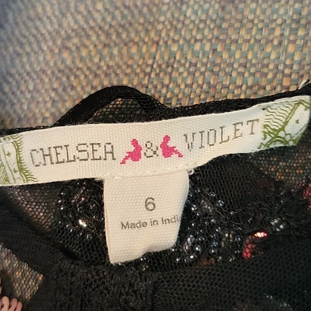 Chelsea & Violet black dress size 6 with sequined flowers - Picture 7 of 7